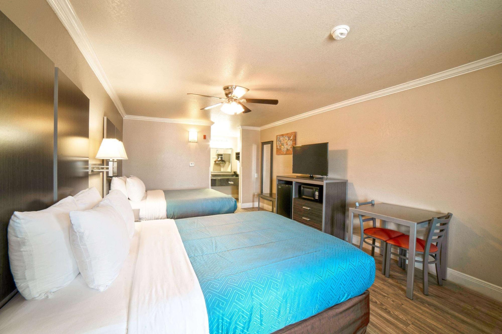 Econo Lodge Inn & Suites Корпъс Кристи Екстериор снимка