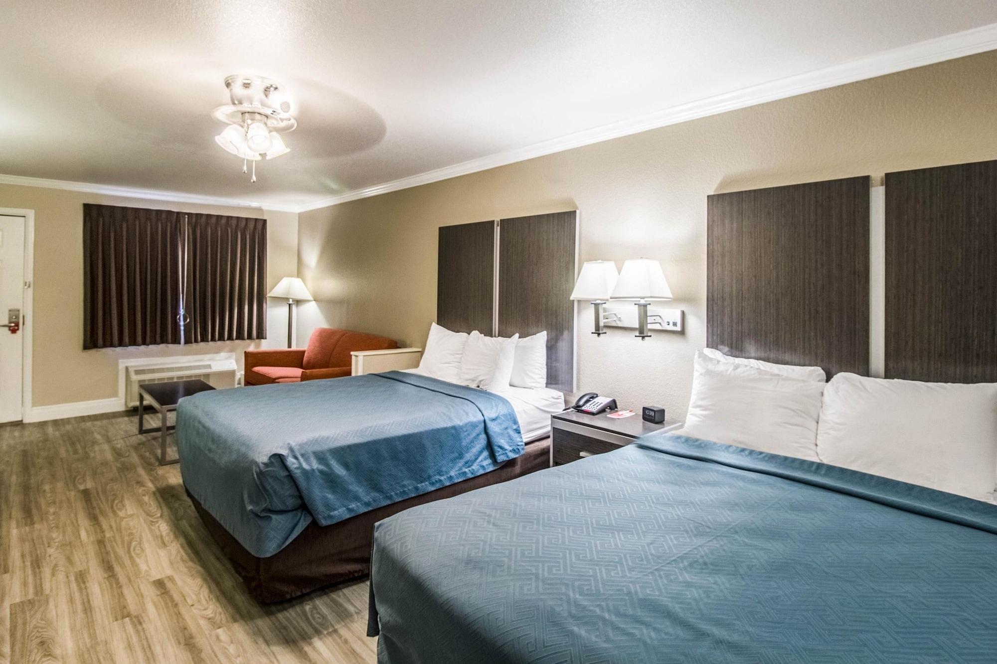 Econo Lodge Inn & Suites Корпъс Кристи Екстериор снимка