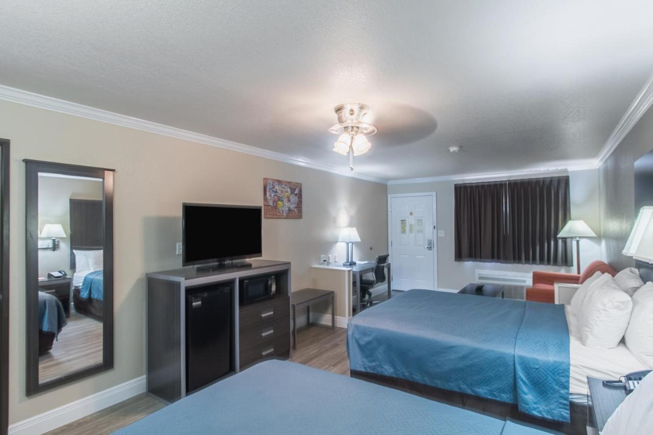 Econo Lodge Inn & Suites Корпъс Кристи Екстериор снимка