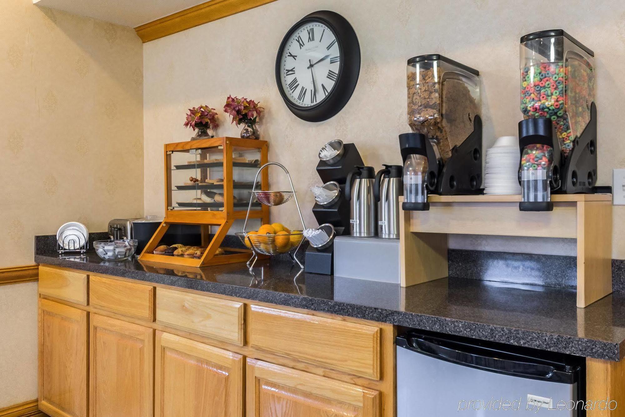Econo Lodge Inn & Suites Корпъс Кристи Екстериор снимка