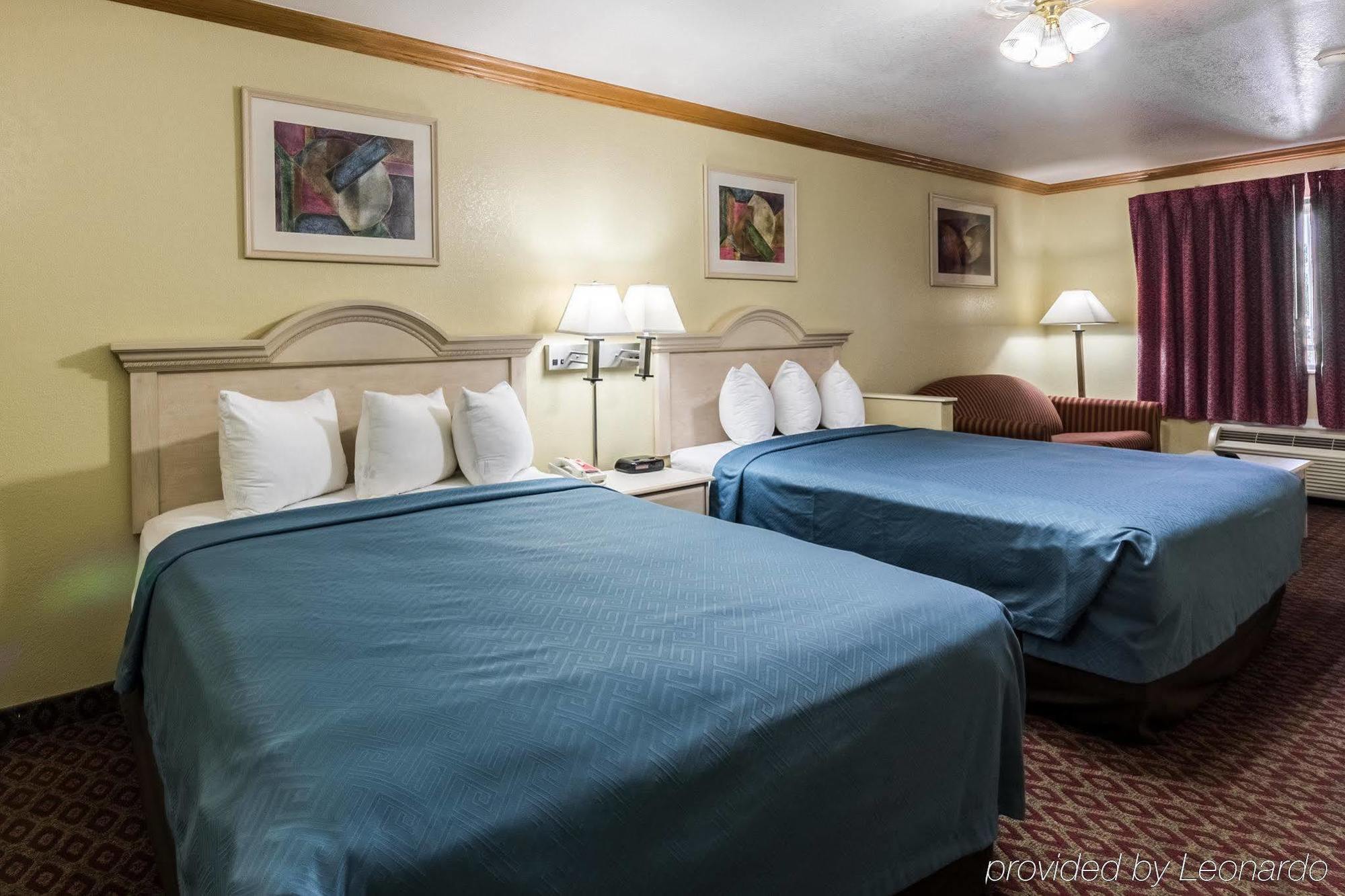 Econo Lodge Inn & Suites Корпъс Кристи Екстериор снимка
