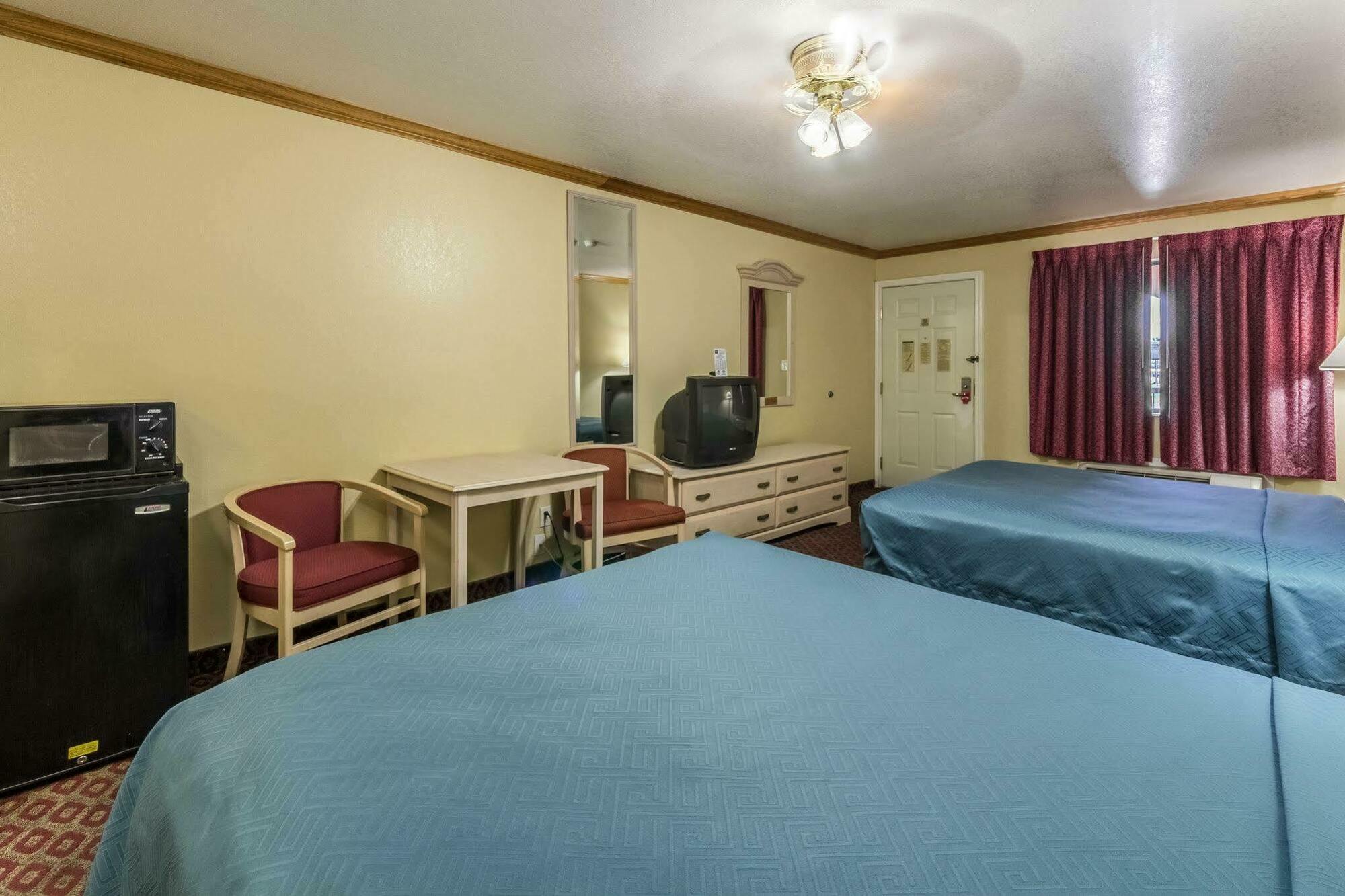 Econo Lodge Inn & Suites Корпъс Кристи Екстериор снимка
