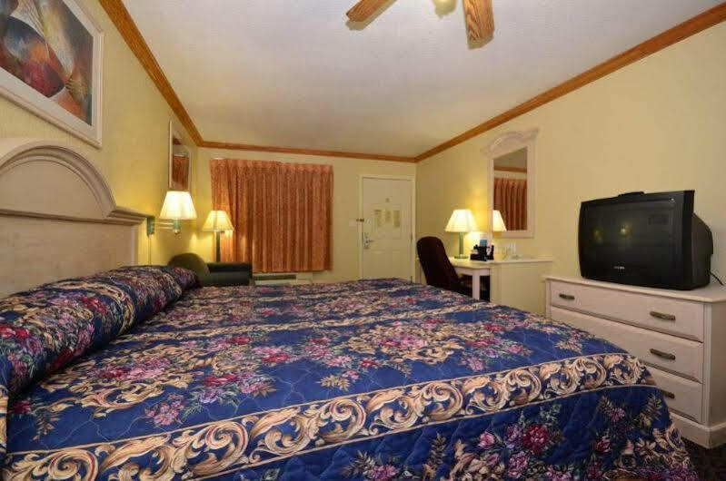 Econo Lodge Inn & Suites Корпъс Кристи Екстериор снимка