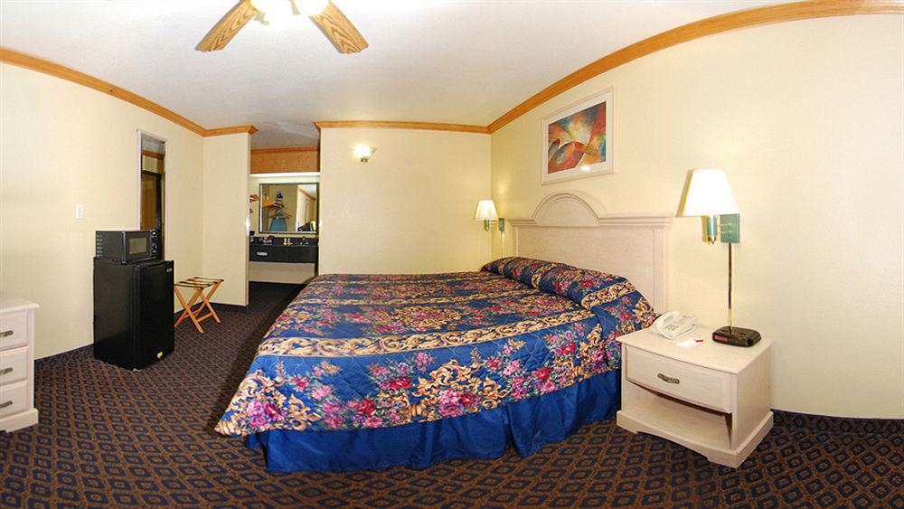 Econo Lodge Inn & Suites Корпъс Кристи Екстериор снимка